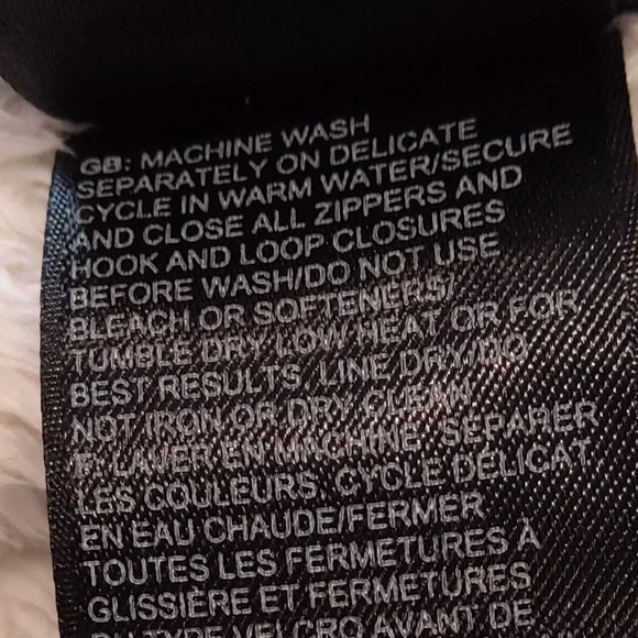 THE NORTH FACE White Furry Jacket size Medium - Picture 7 of 7